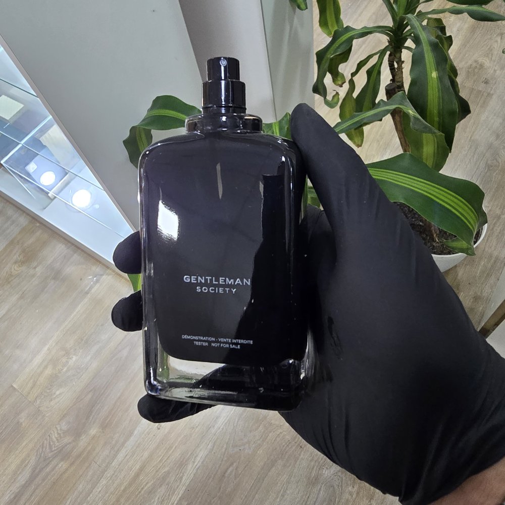 GENTLEMAN SOCIETY 2026 GIVENCHY