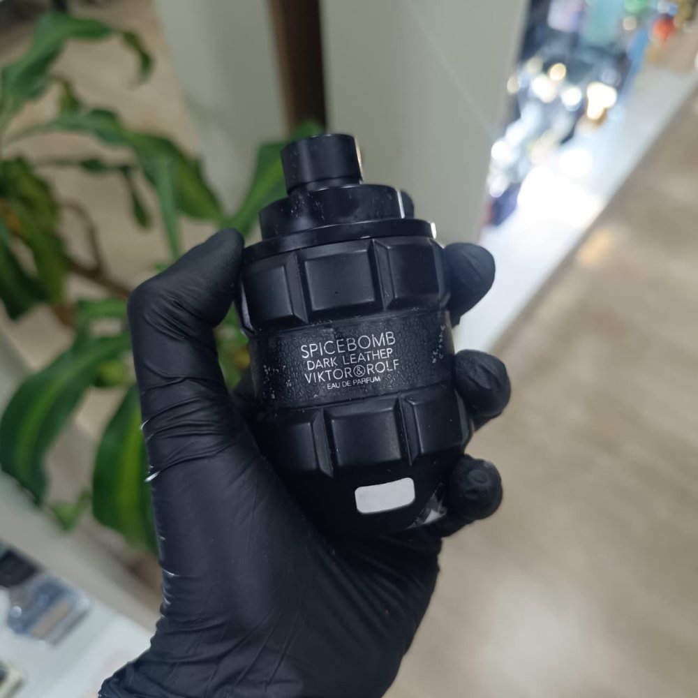 SPICEBOMB DARK LEATHER