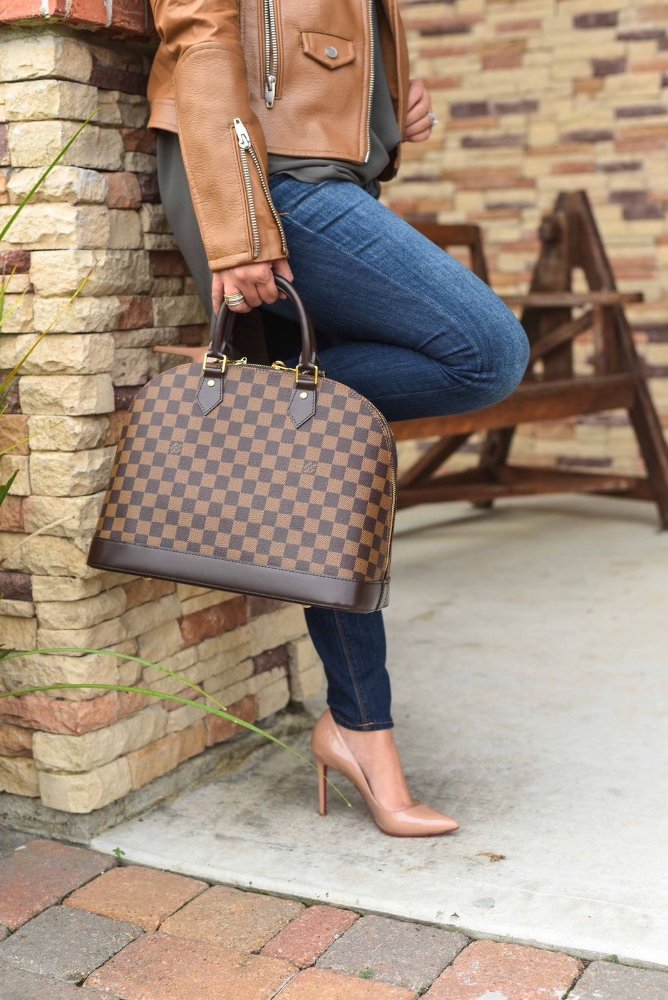 Cartera LV