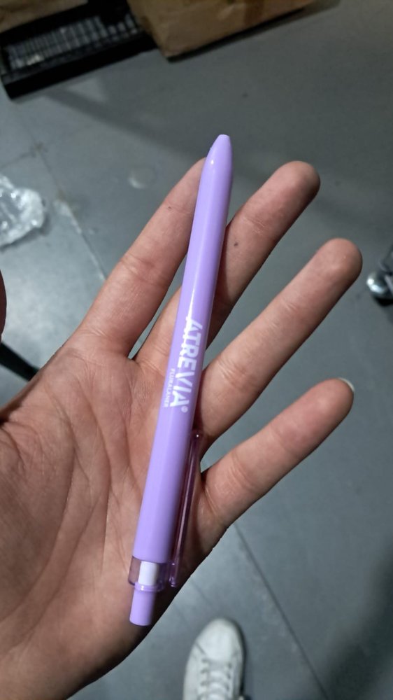 LAPICERO ATREVIA MORADO