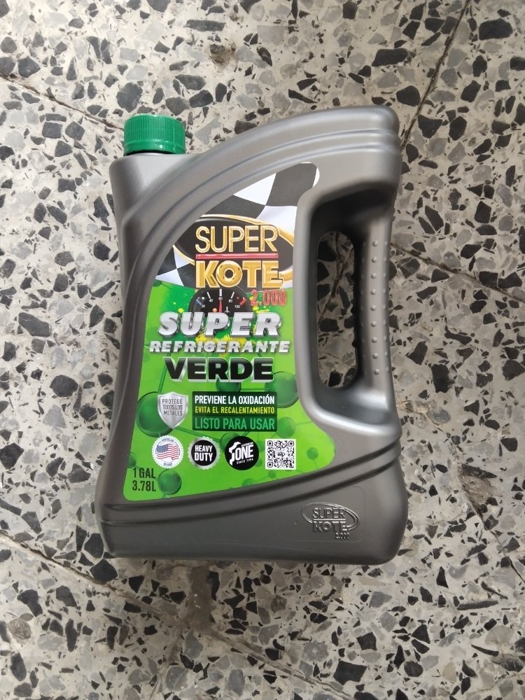 Refrigerante súper verde 1 gl