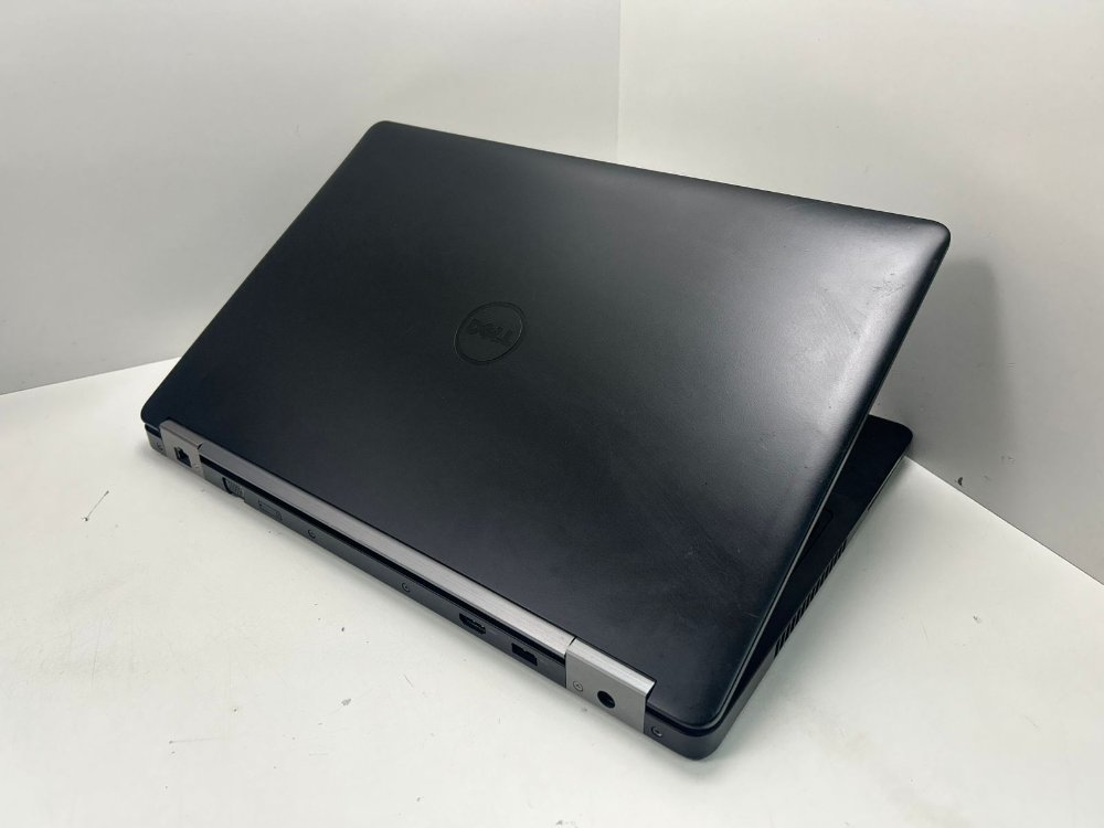 396- DELL LATITUDE E5570 I5-6GEN 8/256