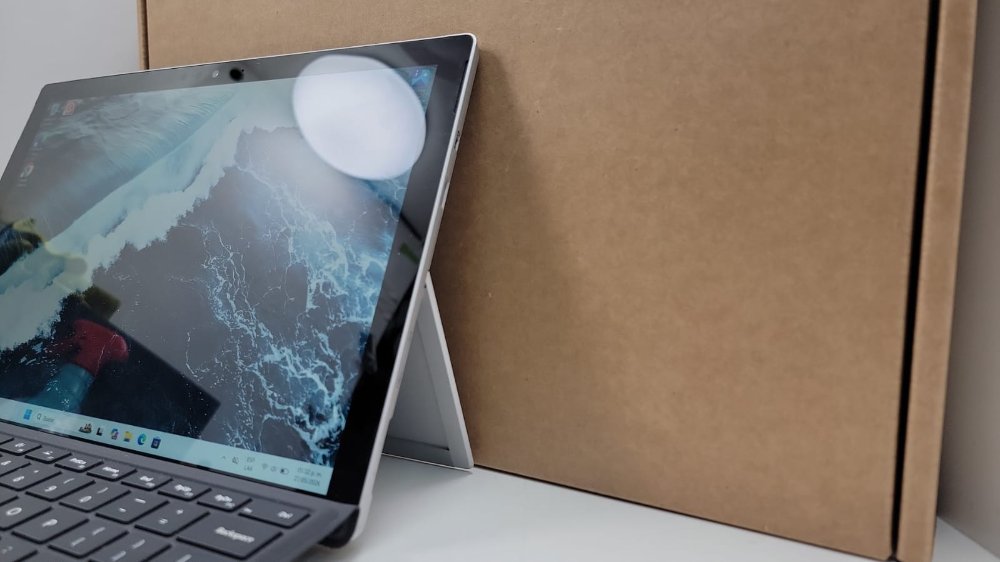 401- SURFACE PRO 6 I5-8GEN 8/256
