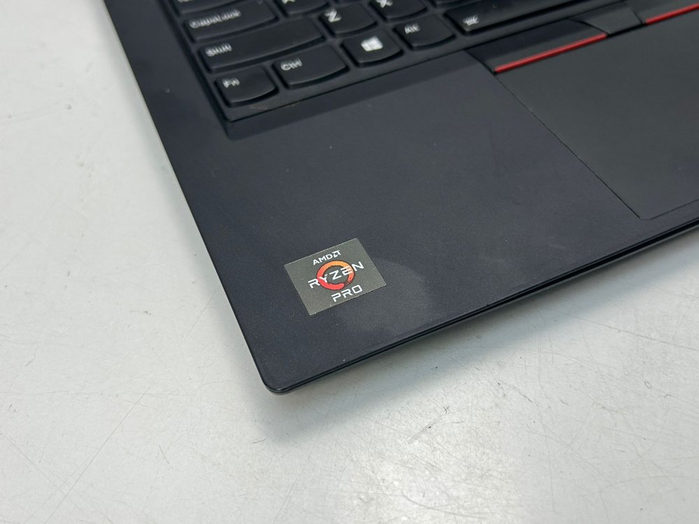 368- LENOVO THINK PAD P14S GEN 4 RYZEN 5-3GEN 16/256/VEGA 8 2GB