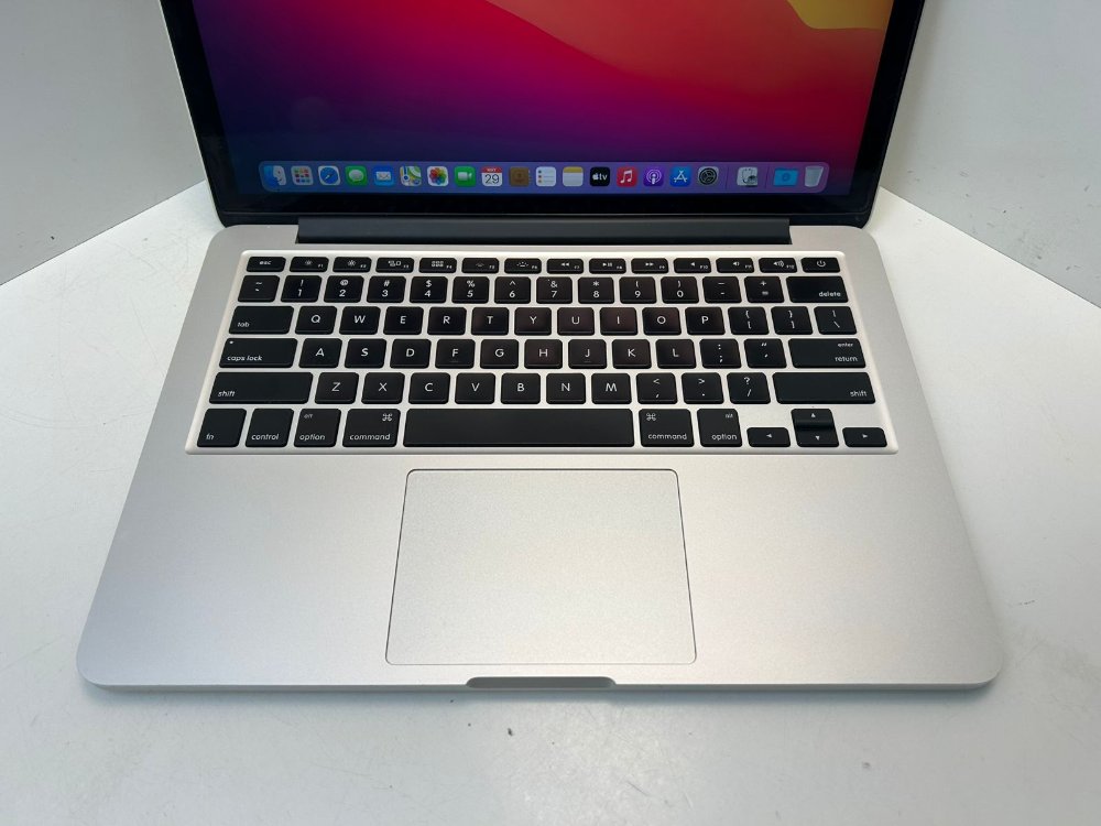 425- MACBOOK PRO 2013 I5 8/256
