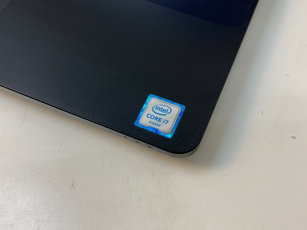 124-DELL LATITUDE I7-6TH GEN 8/256/ AMD RADEON ( TM ) R7 M360 2GB