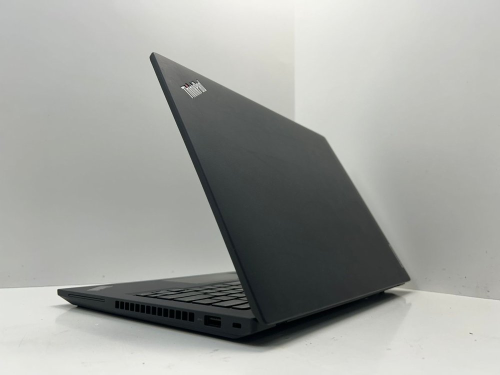 371- LENOVO THINK PAD P14S I7-12GEN 16/512/NVIDIA T55S 4GB