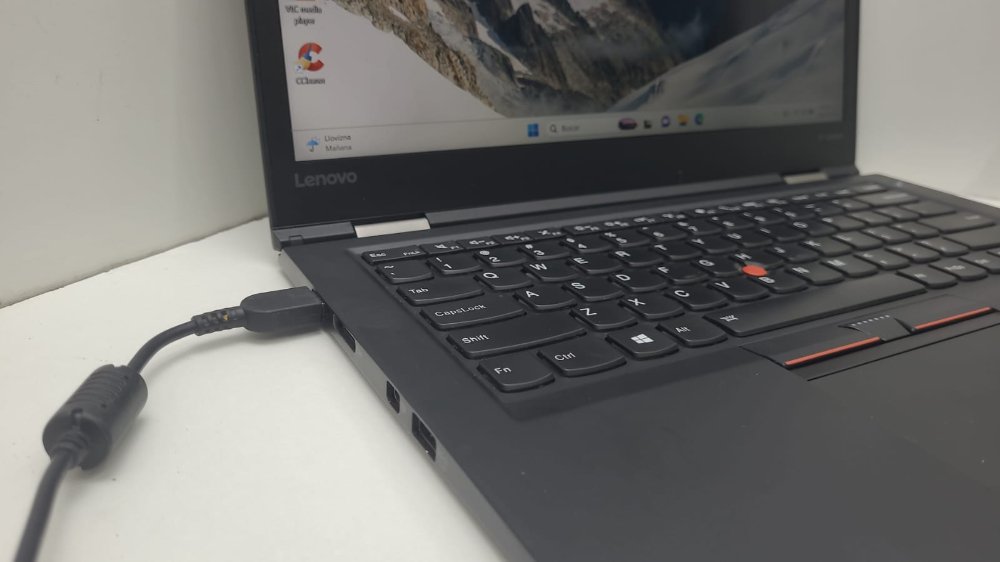 178-LENOVO THINK PAD X1CARBON I5-6THGEN 8/256/128