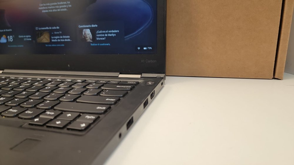 403- LENOVO THINK PAD X1 CARBON I7-6GEN 8/256