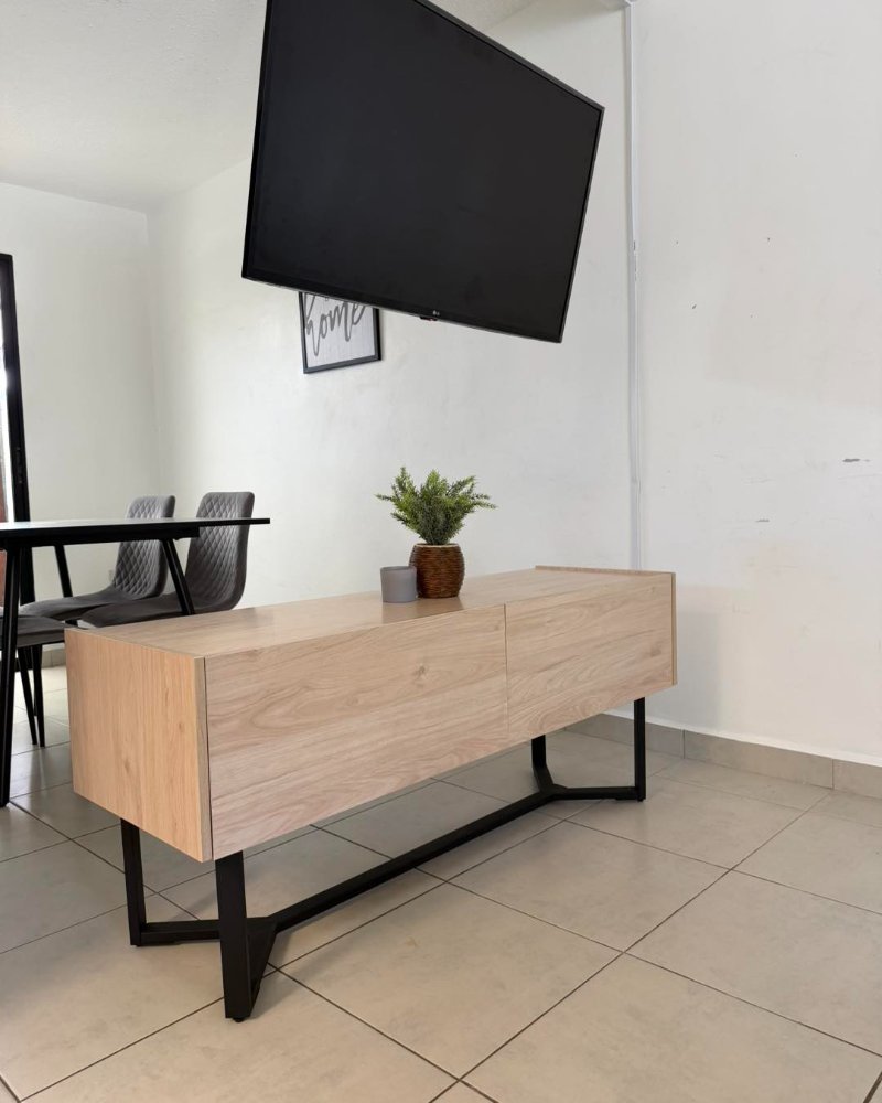 Mueble de tv natural