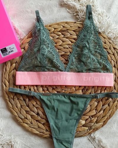 Conjunto Belén 1502 T:95 C:Oliva