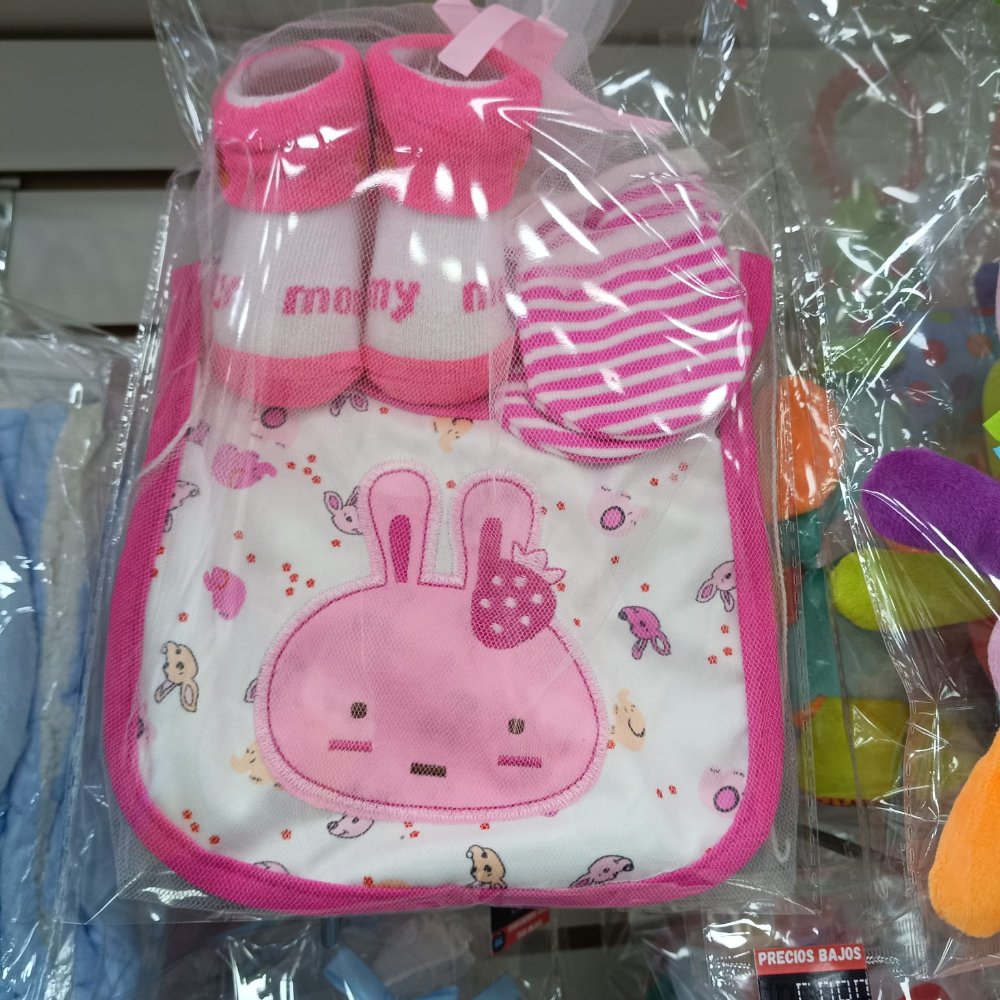 PACK MITONES  3 PCS BABERO ROSA