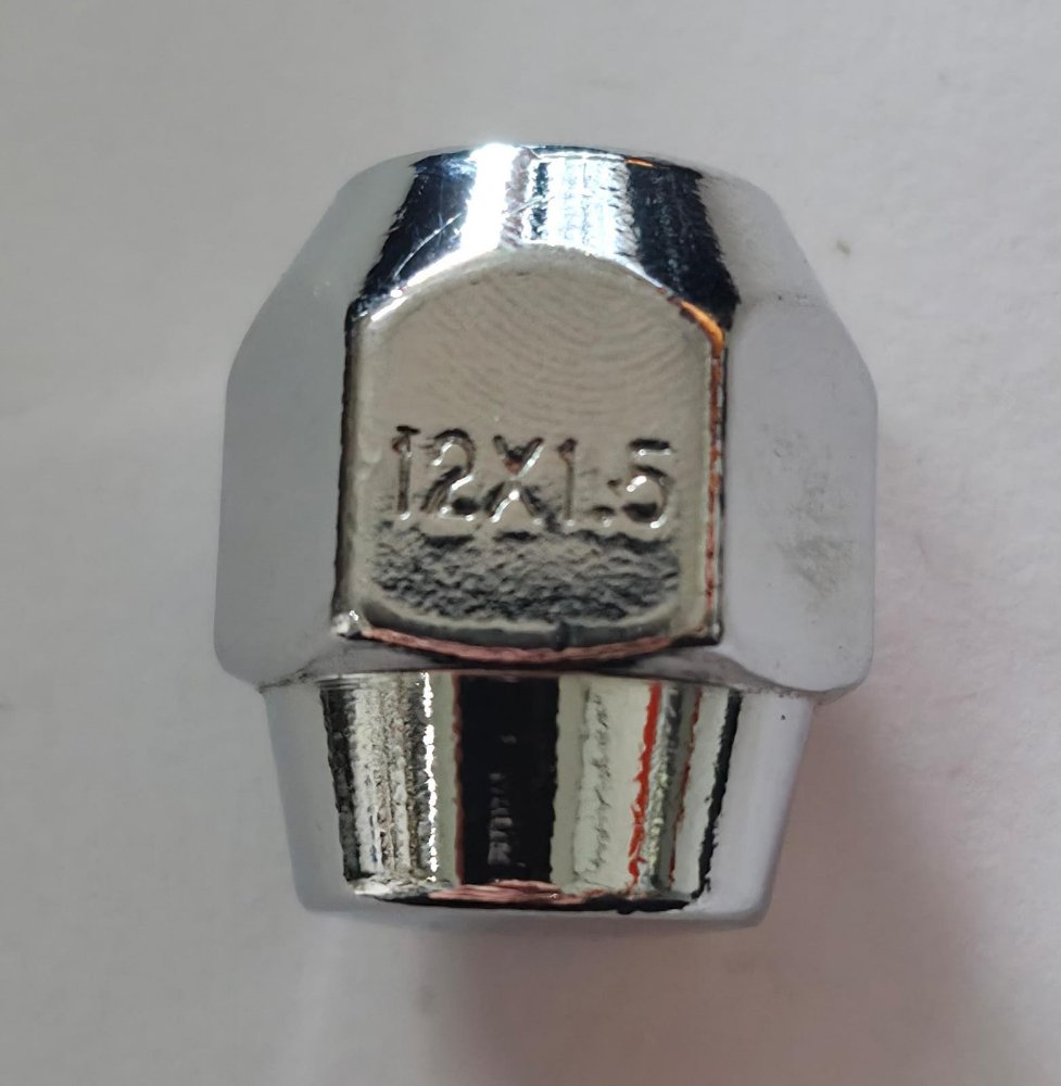 Tuerca corta cromada 12x1.5