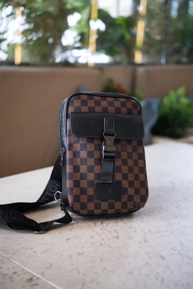 Pechera LOUIS VUITTON