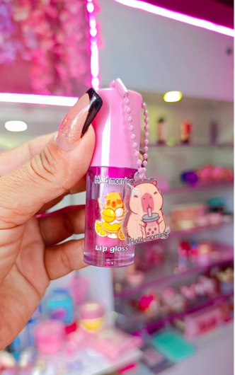 LIPGLOS LLAVERO PARA LABIOS CAPIBARA PRECIO $ 10,000