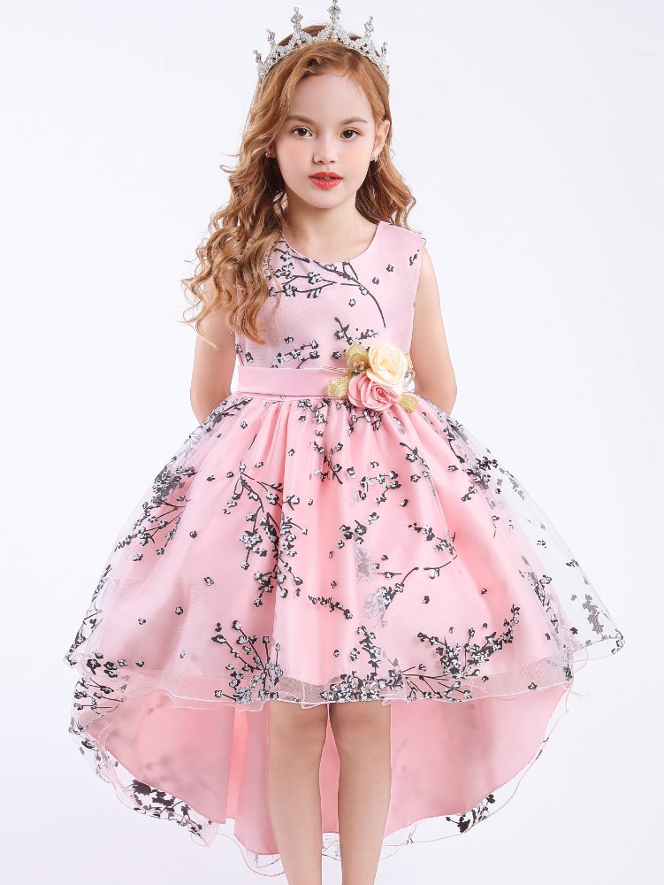 Vestido de niña, vestido rosa vieja con bordado en negro, cinta en la cintra y flores