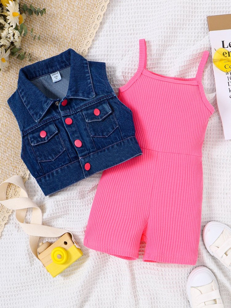 Traje de niña, enterizo rosado, chaqueta jeans con botones color rosado