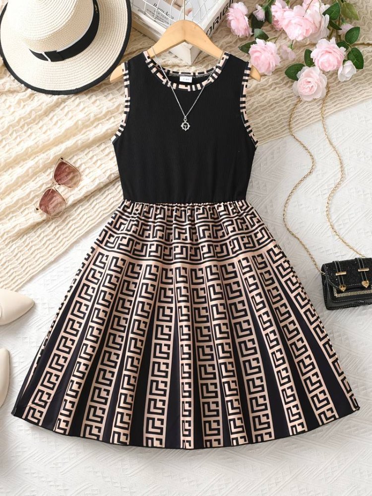 Vestido de niña, vestido negro con café, parte superior negro con cuello redondo, parte inferior café con negro, de paletones