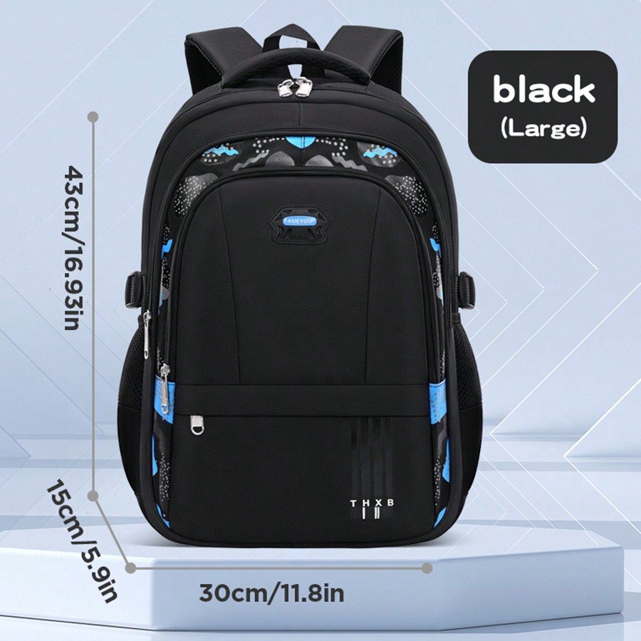 Mochila negra con detalles en celeste y gris