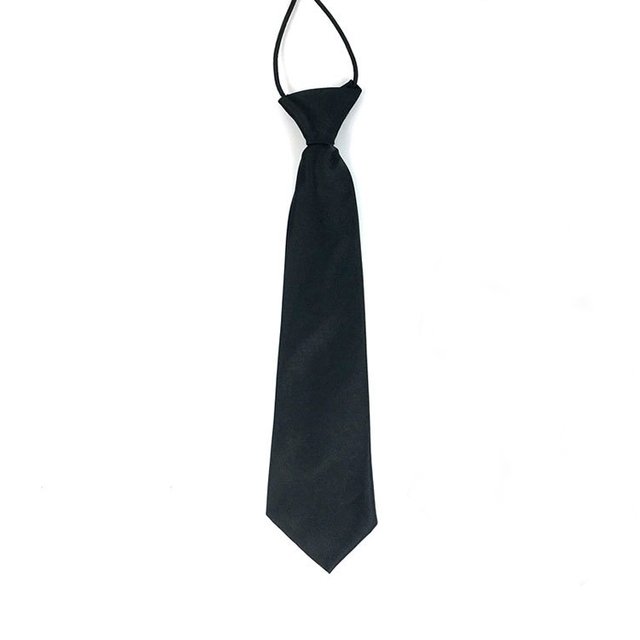 Corbata negra satinada