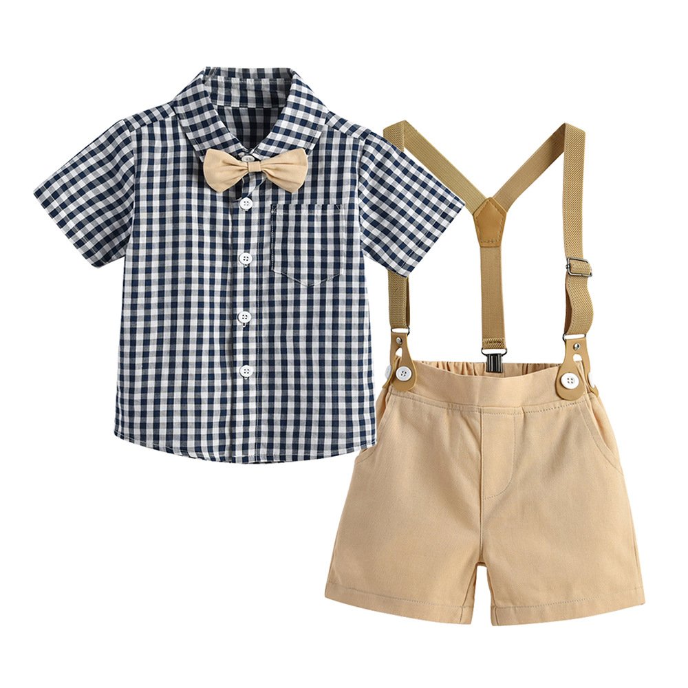 Traje de niño, traje de short, tirante y corbatín crema, camisa cuadrada azul con blanco