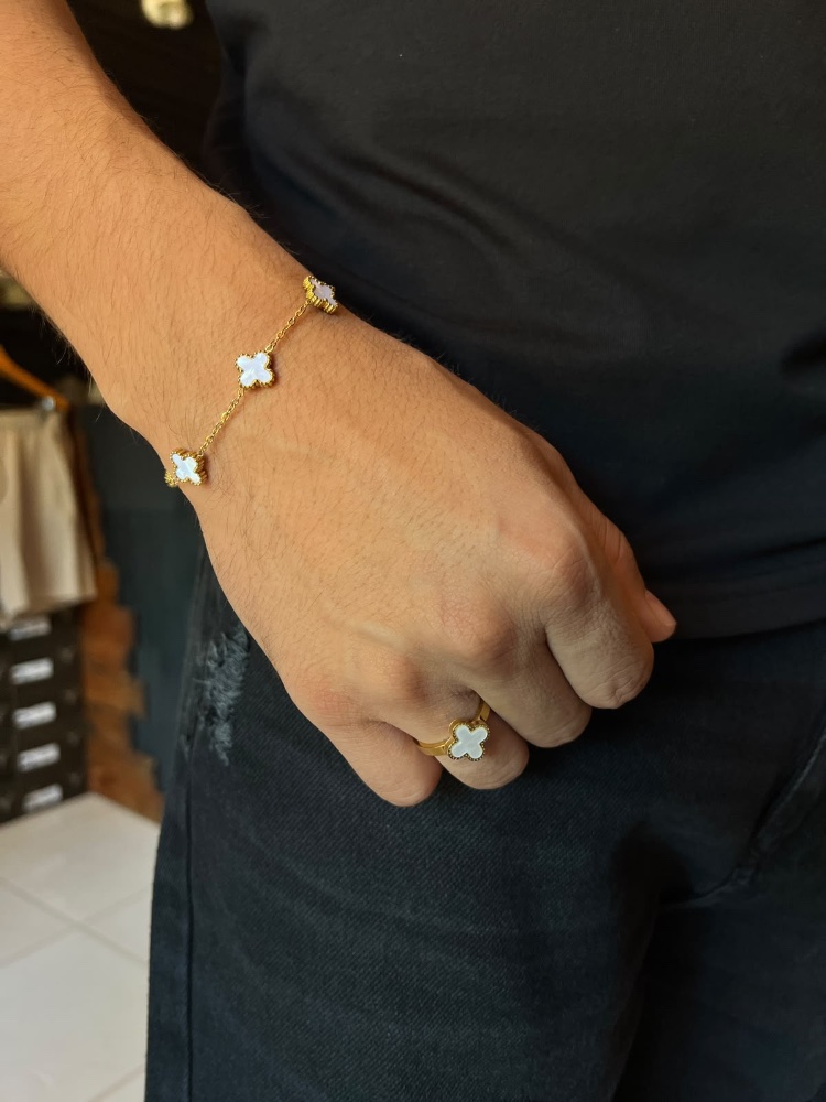 Pulseras van cleff