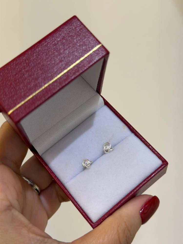 ARETES TOPO ROSCA TRES AROS ENTRELAZADOS  PEQUEÑOS PLATA LEY 925