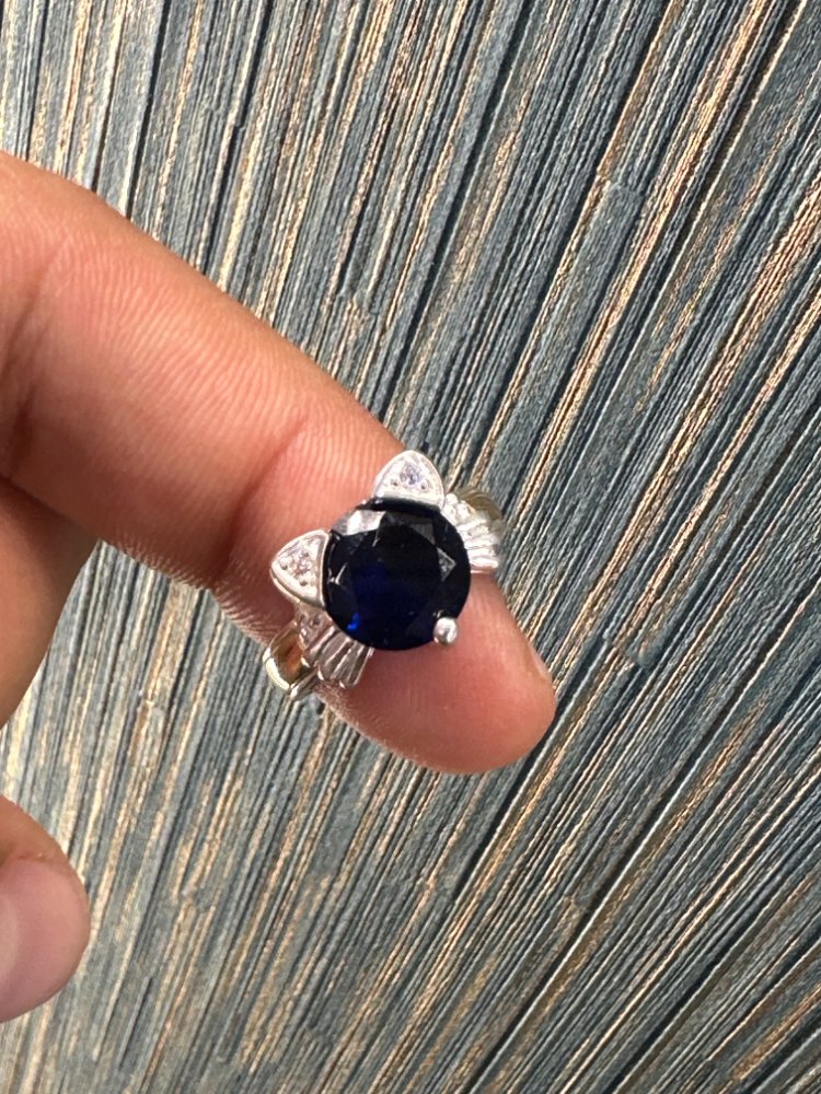 ANILLO ROYAL SAPPHIRE