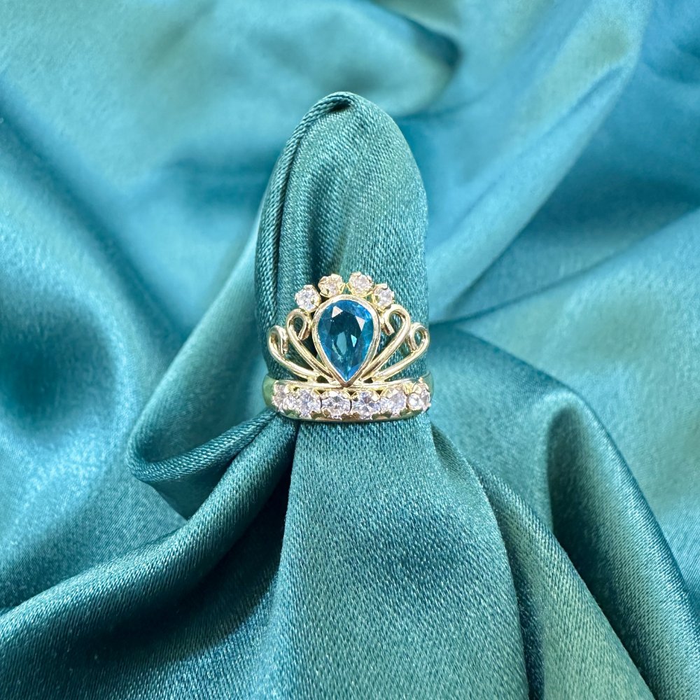 ANILLO CORONA (CIRCON AZUL) ORO LAMINADO 18K