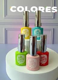 Hola Señorita Esmalte/base coat, rubber/ top coat - 10ml