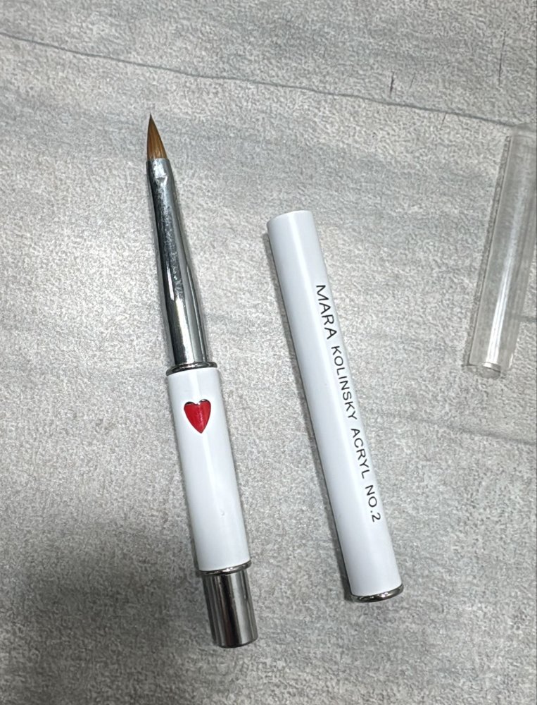 MP60-2 PINCEL ACRILICO CORAZON TAPA