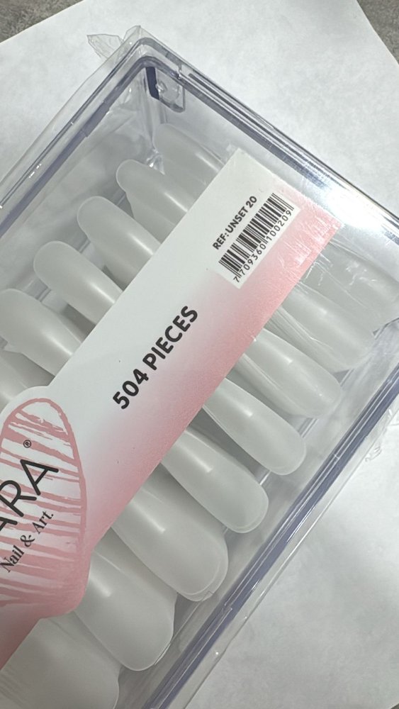 Uñas Press medium shape Mara