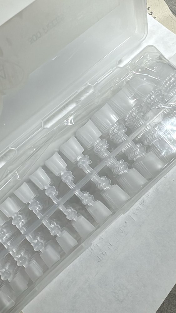 TIPS EN GEL FRENCH SHORT LADDER