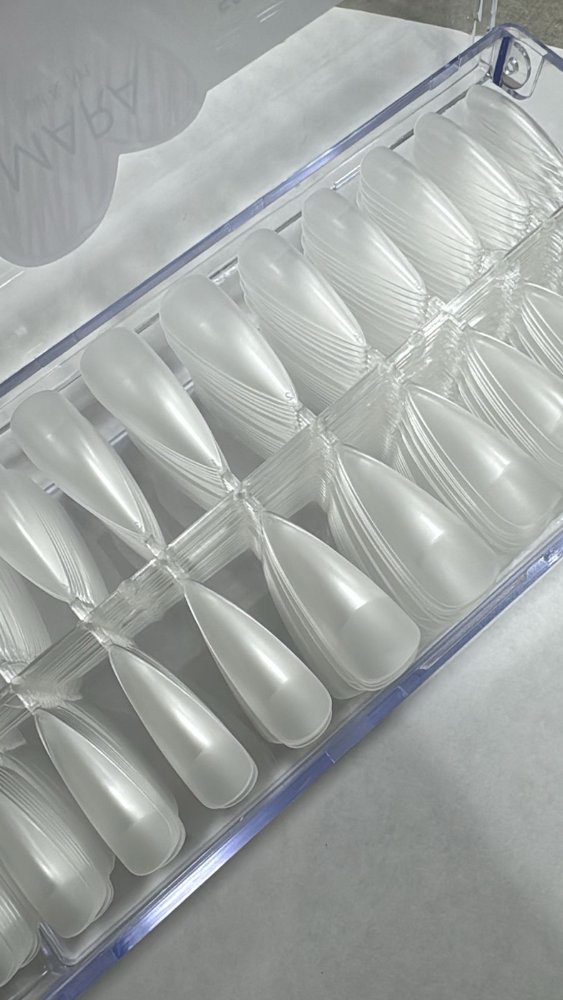 UÑAS PRESS ON MEDIUM STILETO 504PCS