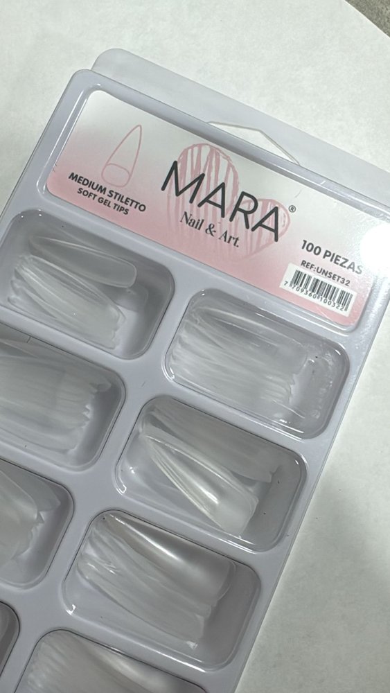 UÑAS PRESS ON MEDIUM STILETO