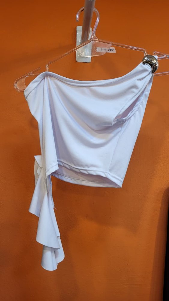 top blanco 4