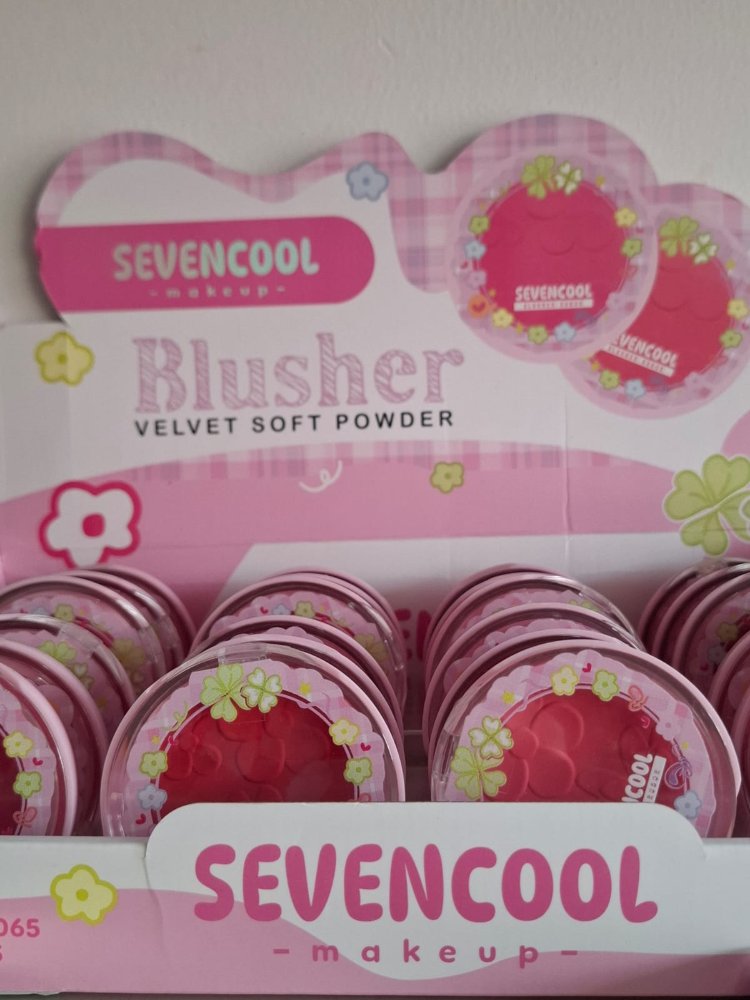 RUBOR COMPACTO VELVET SEVENCOOL TREBOL