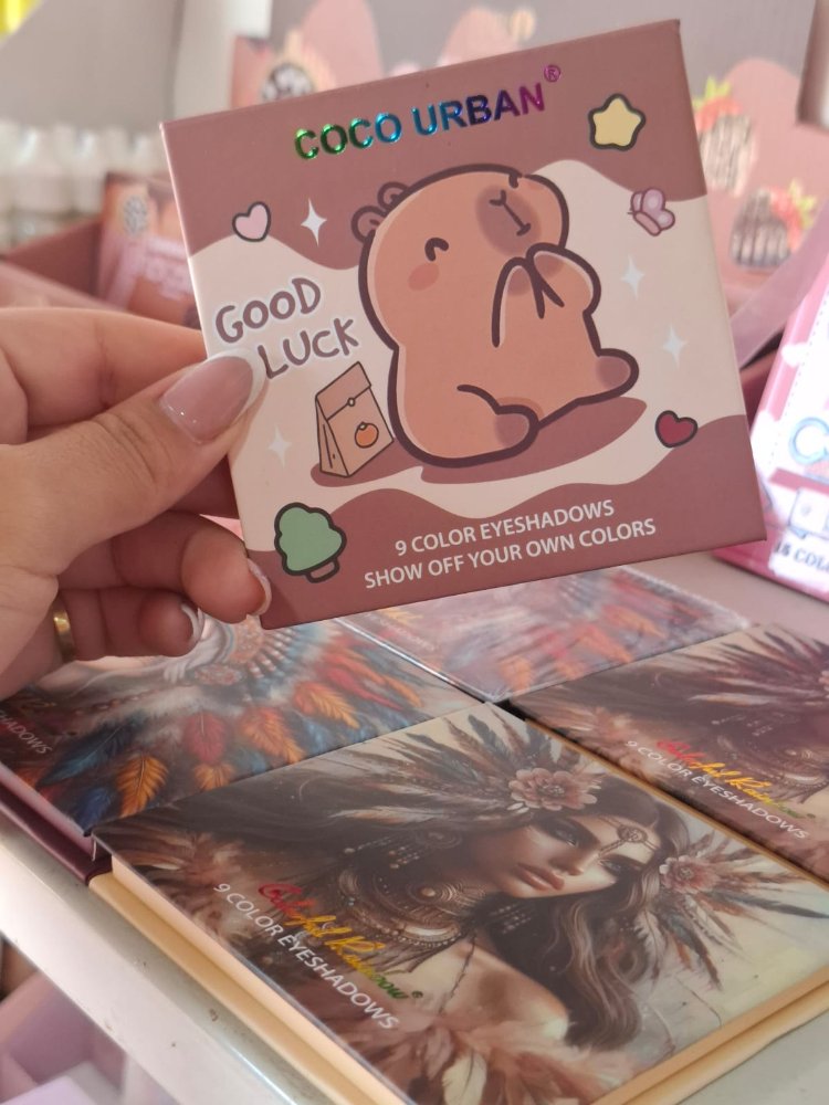 PALETA DE SOMBRAS X9 TONOS CAPIBARA E INDIANA JONES