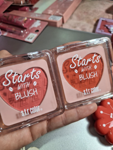 RUBOR STARS WITH BLUSH CORAZON SFR COLOR