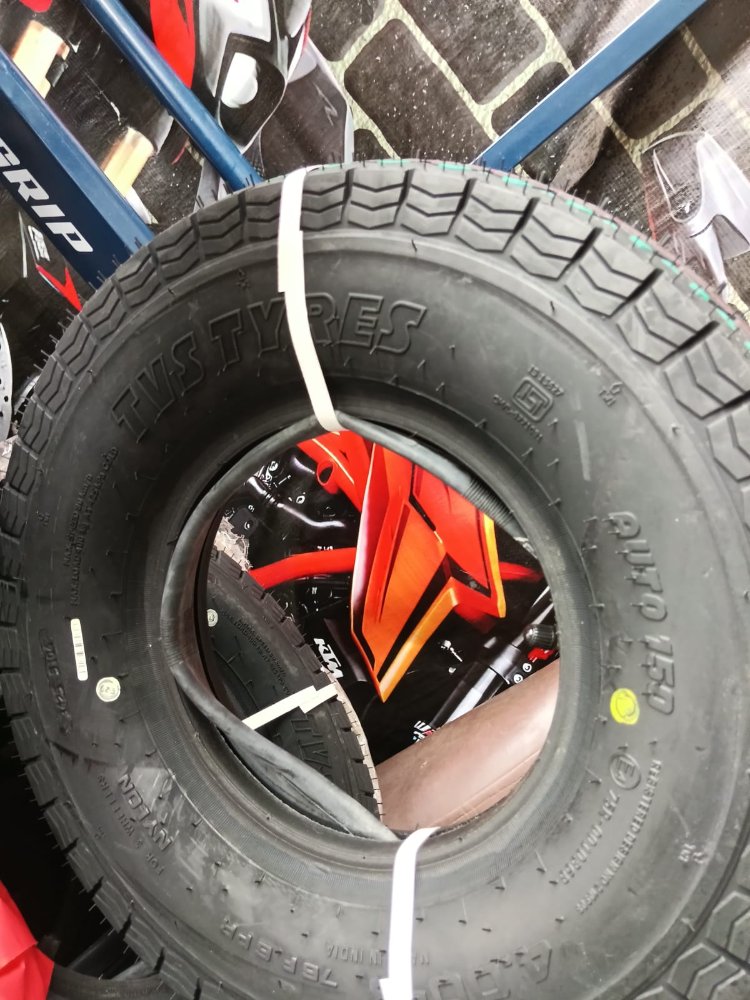 LLANTA AUTO150 PISTERA TVS 4.00*8(J)