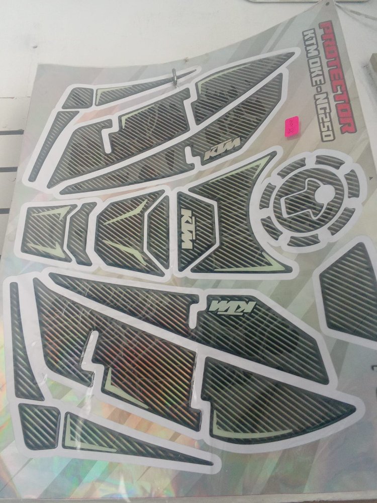 PROTECTOR DE TANQUE KTM 250