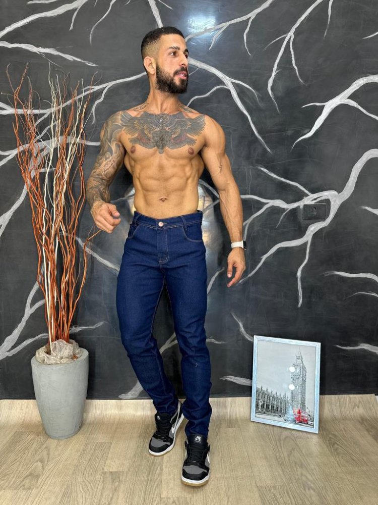 Calça masculina com Lycra escura