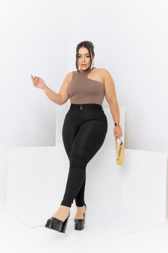 Calça Plus Size com Lycra Preta