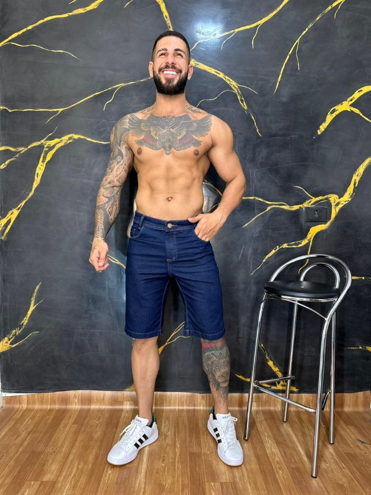 short jeans masculino com lycra escuro