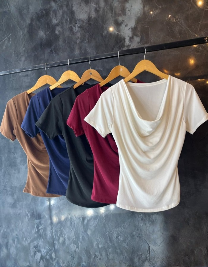 Blusa decote degrade - tecido Suede