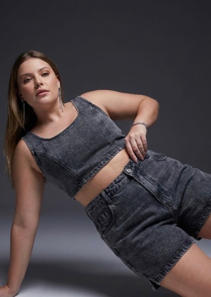 Short Jeans Plus Size Grafite
