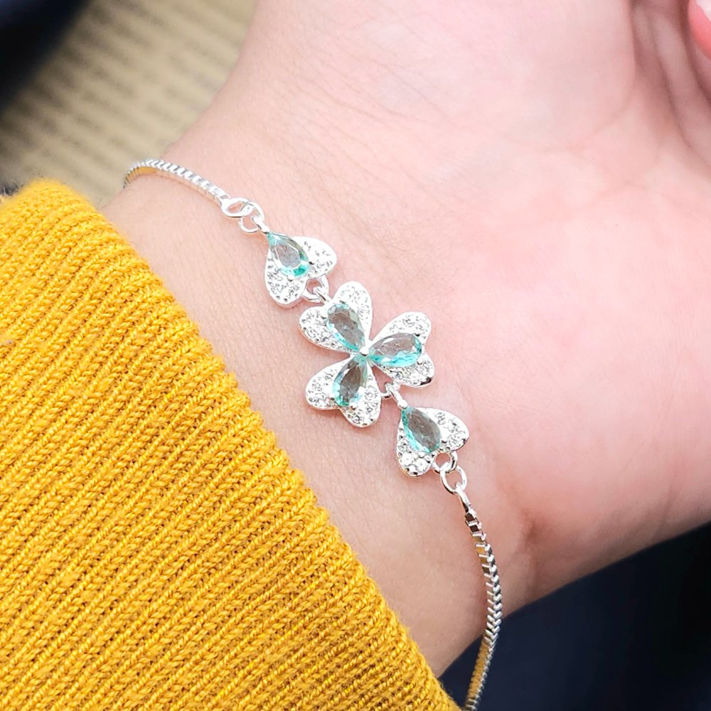 Pulsera plata OVA0388