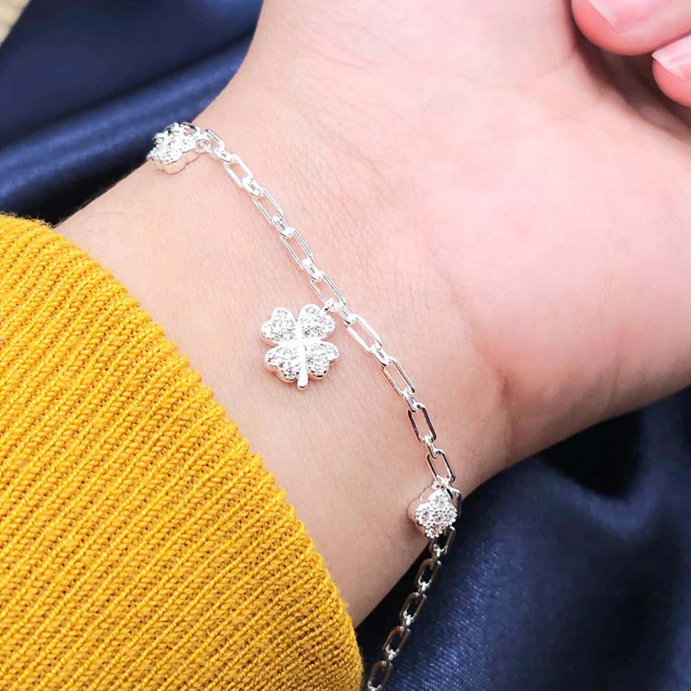 Pulsera plata OVA0386