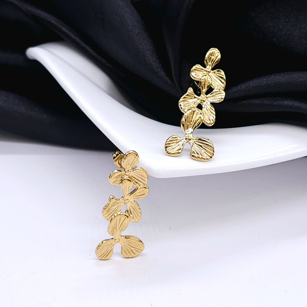 Aretes OVA1095
