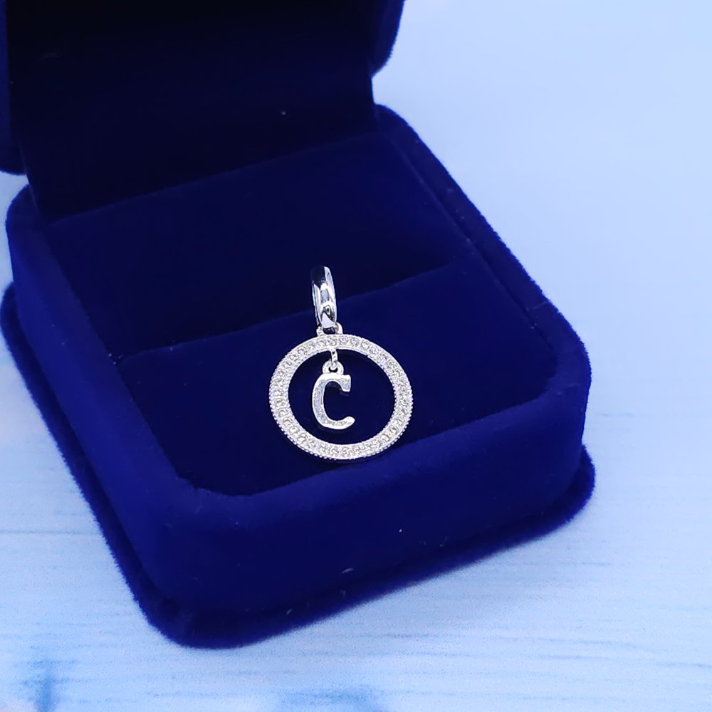 Dije de plata OVA0498